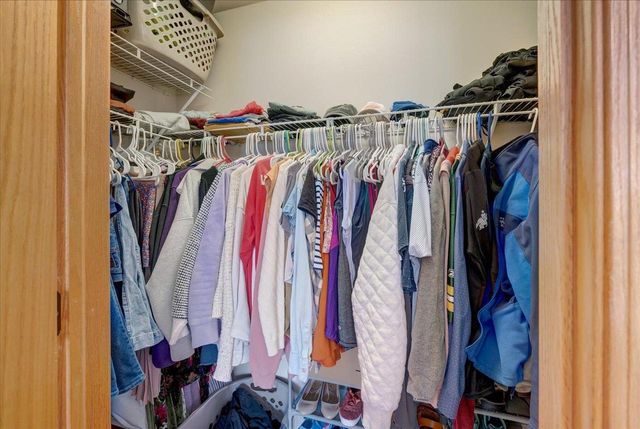 3714 Stonebridge Drive, Madison, WI 53719