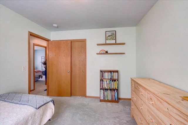 3714 Stonebridge Drive, Madison, WI 53719