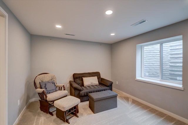 3714 Stonebridge Drive, Madison, WI 53719