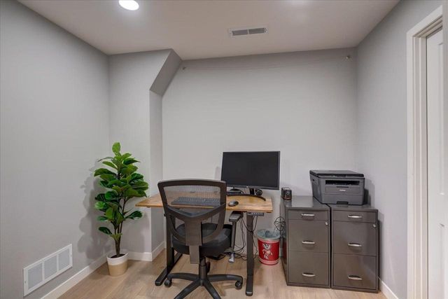 3714 Stonebridge Drive, Madison, WI 53719