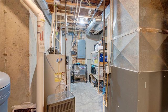 3714 Stonebridge Drive, Madison, WI 53719