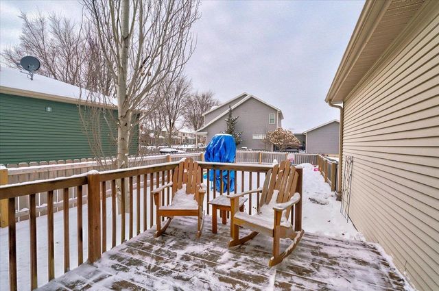 3714 Stonebridge Drive, Madison, WI 53719