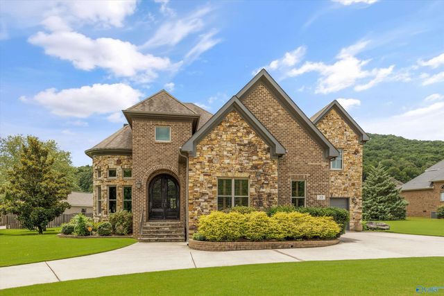 35 McMullen Lane, Gurley, AL 35748