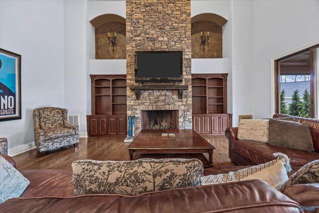 35 McMullen Lane, Gurley, AL 35748