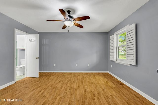 1954 Spruce Loop, Crossville, TN 38555