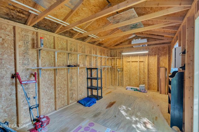 1954 Spruce Loop, Crossville, TN 38555