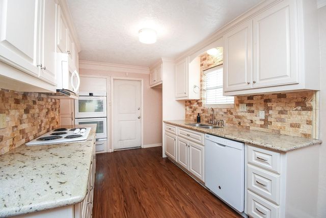 2014 Jones Street, Rosenberg, TX 77471