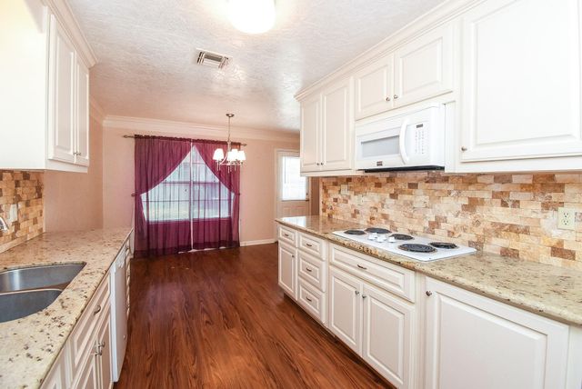 2014 Jones Street, Rosenberg, TX 77471