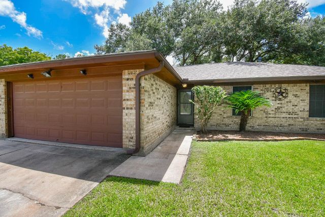 2014 Jones Street, Rosenberg, TX 77471