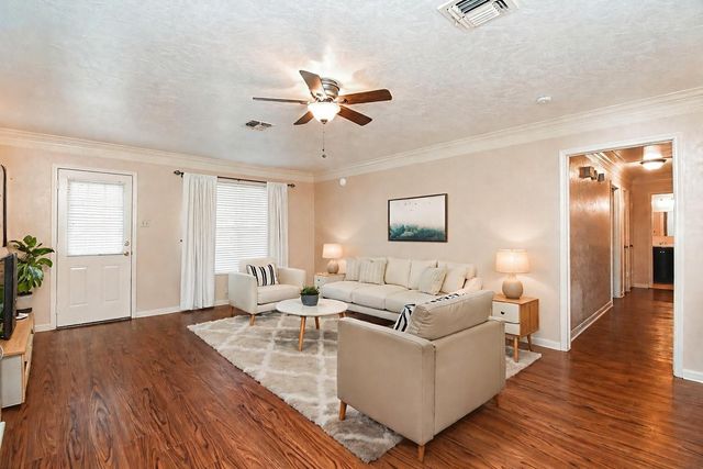 2014 Jones Street, Rosenberg, TX 77471