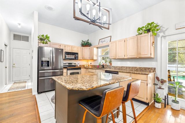 2134 KIRKLAND LAKE DRIVE, Auburndale, FL 33823