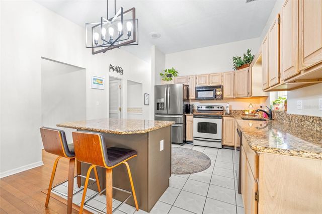 2134 KIRKLAND LAKE DRIVE, Auburndale, FL 33823