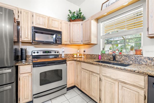 2134 KIRKLAND LAKE DRIVE, Auburndale, FL 33823