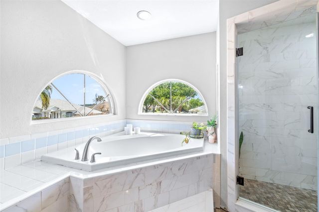 2134 KIRKLAND LAKE DRIVE, Auburndale, FL 33823