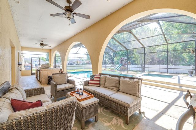 2134 KIRKLAND LAKE DRIVE, Auburndale, FL 33823