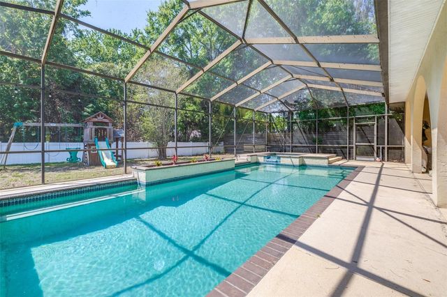 2134 KIRKLAND LAKE DRIVE, Auburndale, FL 33823