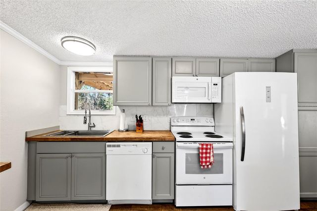 17087 SW 27TH STREET, Dunnellon, FL 34432