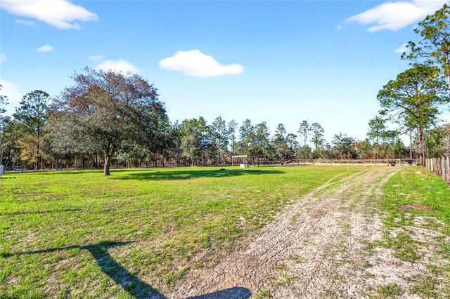 17087 SW 27TH STREET, Dunnellon, FL 34432