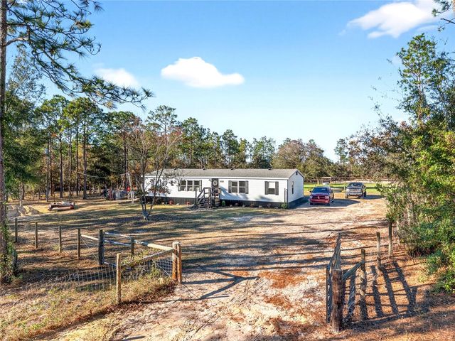 17087 SW 27TH STREET, Dunnellon, FL 34432