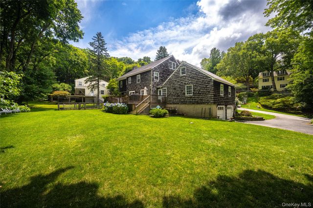 15 Laurel Hill Road, Dobbs Ferry, NY 10522