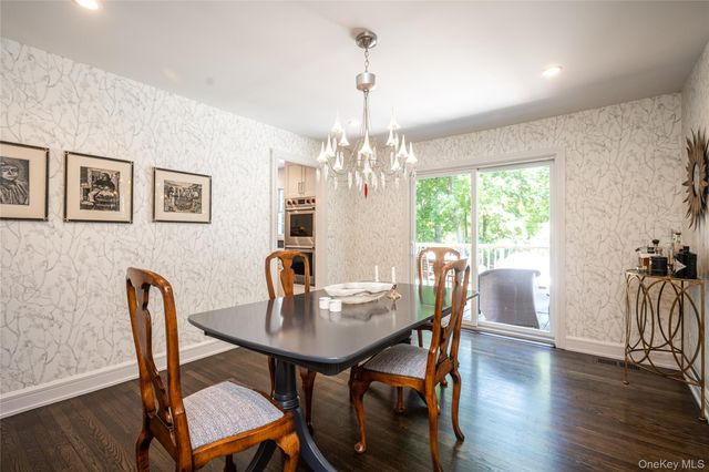 15 Laurel Hill Road, Dobbs Ferry, NY 10522