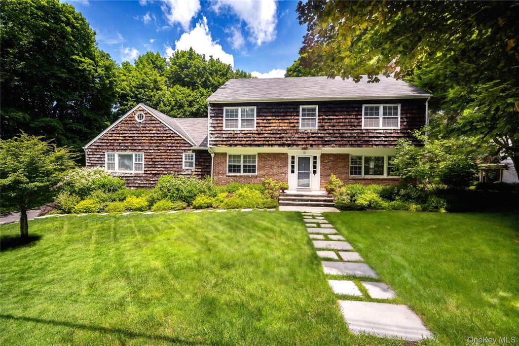 15 Laurel Hill Road, Dobbs Ferry, NY 10522