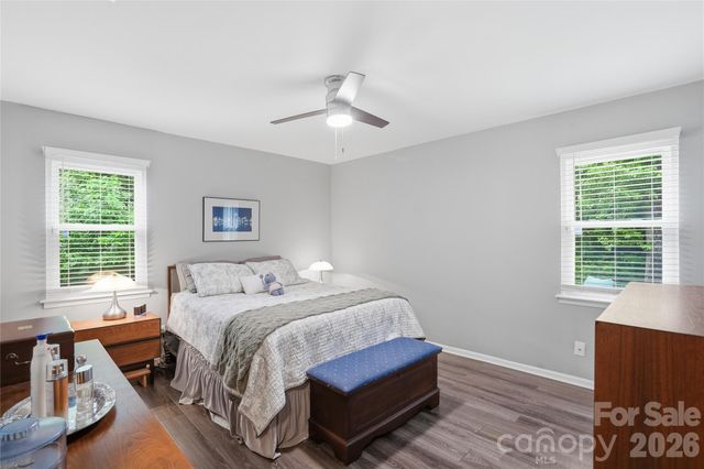 6804 Delta Lake Drive, Charlotte, NC 28215