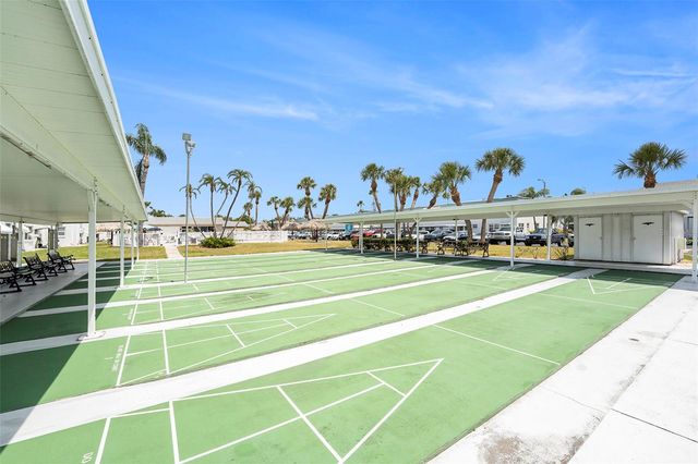 5216 81ST STREET N 2, St Petersburg, FL 33709