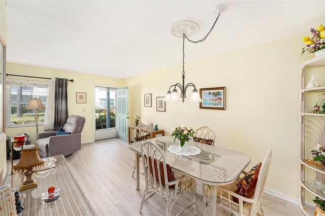 5216 81ST STREET N 2, St Petersburg, FL 33709