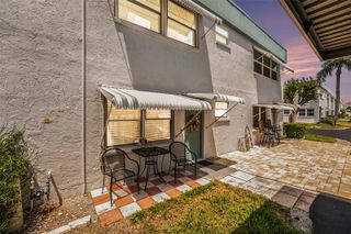 5216 81ST STREET N 2, St Petersburg, FL 33709