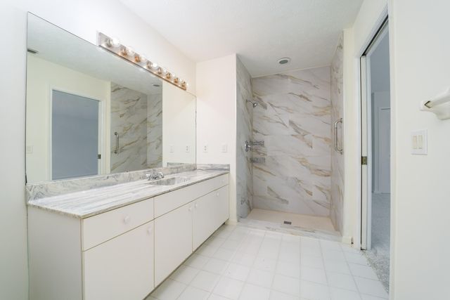 649 NE HORIZON Lane, Port St. Lucie, Port St Lucie, FL 34983