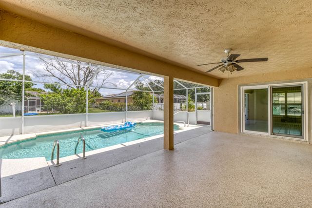 649 NE HORIZON Lane, Port St. Lucie, Port St Lucie, FL 34983