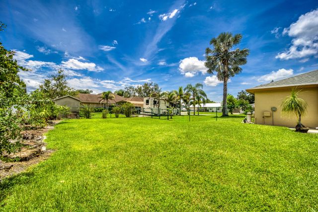 649 NE HORIZON Lane, Port St. Lucie, Port St Lucie, FL 34983