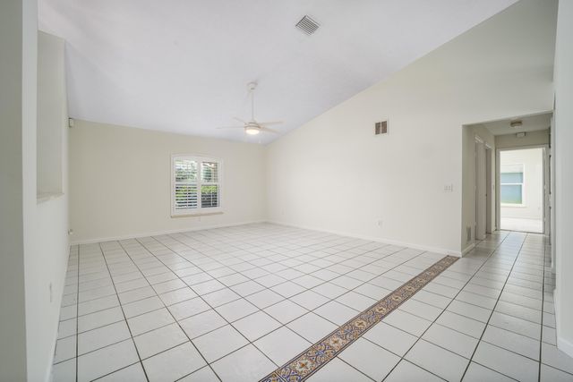 649 NE HORIZON Lane, Port St. Lucie, Port St Lucie, FL 34983