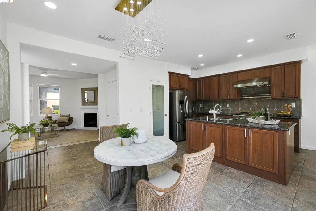 Image 20 of property listing at 449 Constantine Ct, San Ramon, CA 94583