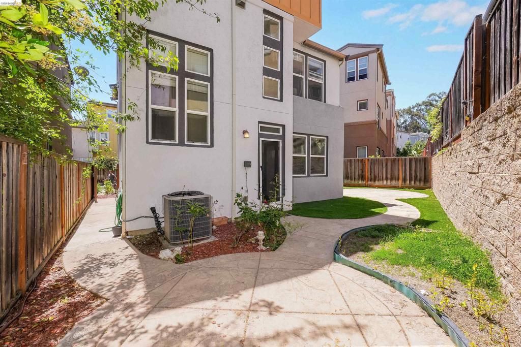 Image 57 of property listing at 449 Constantine Ct, San Ramon, CA 94583