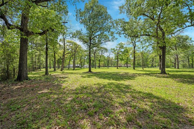 12335 Twin Pines, Conroe, TX 77303
