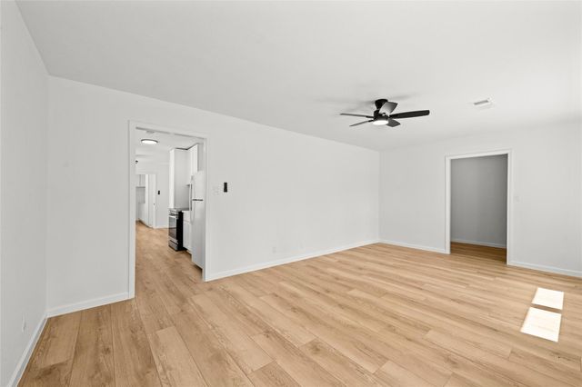 12335 Twin Pines, Conroe, TX 77303