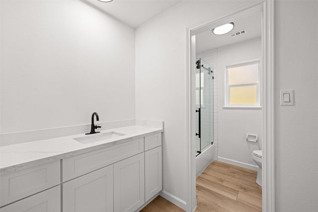 12335 Twin Pines, Conroe, TX 77303