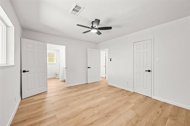 12335 Twin Pines, Conroe, TX 77303