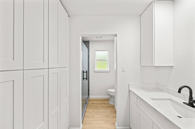 12335 Twin Pines, Conroe, TX 77303