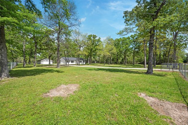 12335 Twin Pines, Conroe, TX 77303