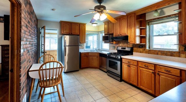 5065 Lamb Drive, Oak Lawn, IL 60453