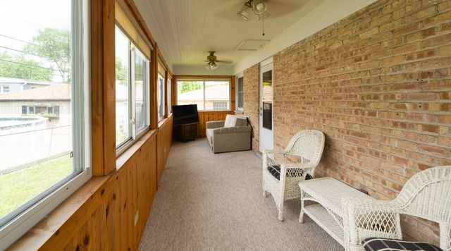 5065 Lamb Drive, Oak Lawn, IL 60453