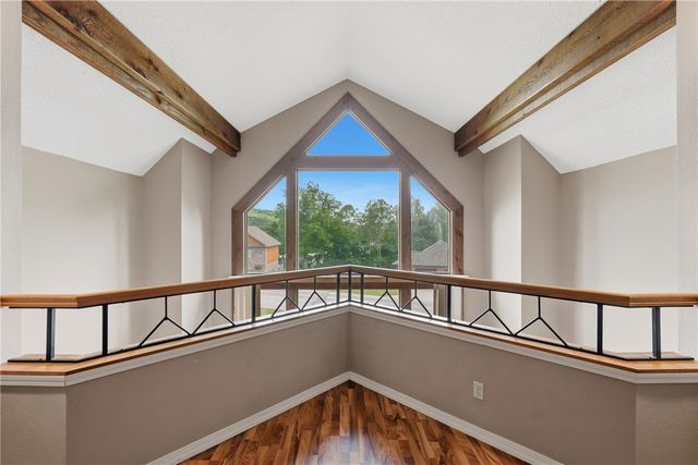 1 Landing Drive 28, Holiday Island, AR 72631
