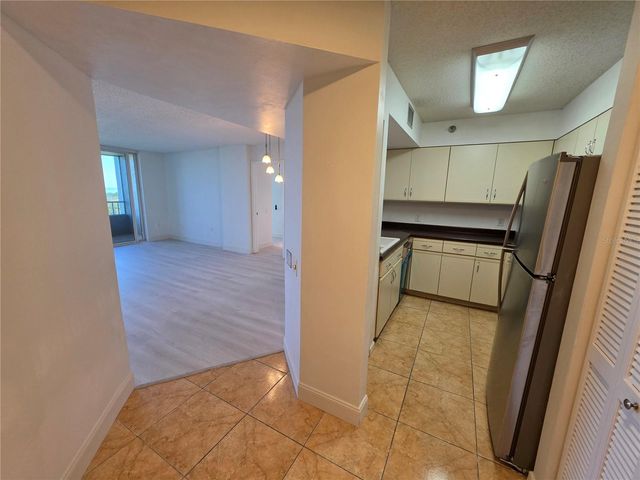 2333 FEATHER SOUND DRIVE A607, Clearwater, FL 33762
