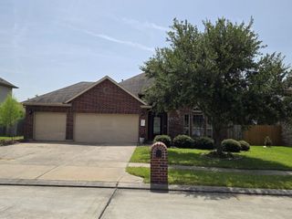2310 Eagle Lane, La Porte, TX 77571