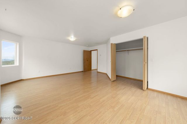 18699 Stonehill Drive, Eagle River, AK 99577