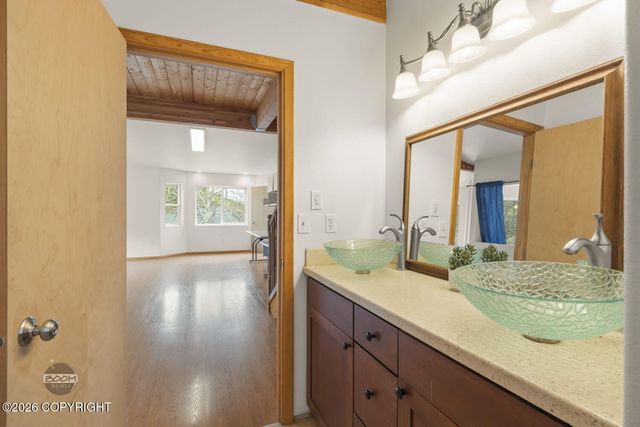 18699 Stonehill Drive, Eagle River, AK 99577