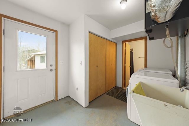 18699 Stonehill Drive, Eagle River, AK 99577